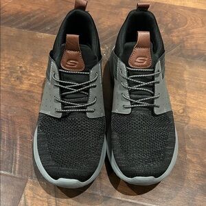 Skechers Men's Black and Gray Sneakers with Brown Accents